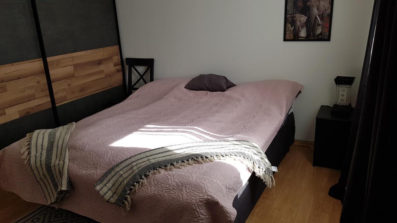 Trevligt Hus Med Egen Gard Och Fri Wifi, Emmaboda Kommun, Lindas Exterior foto